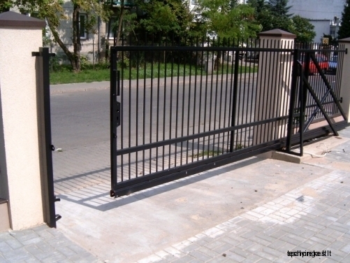 Slenkamų vartų furnitūros komplektas PLIUS (600 kg)